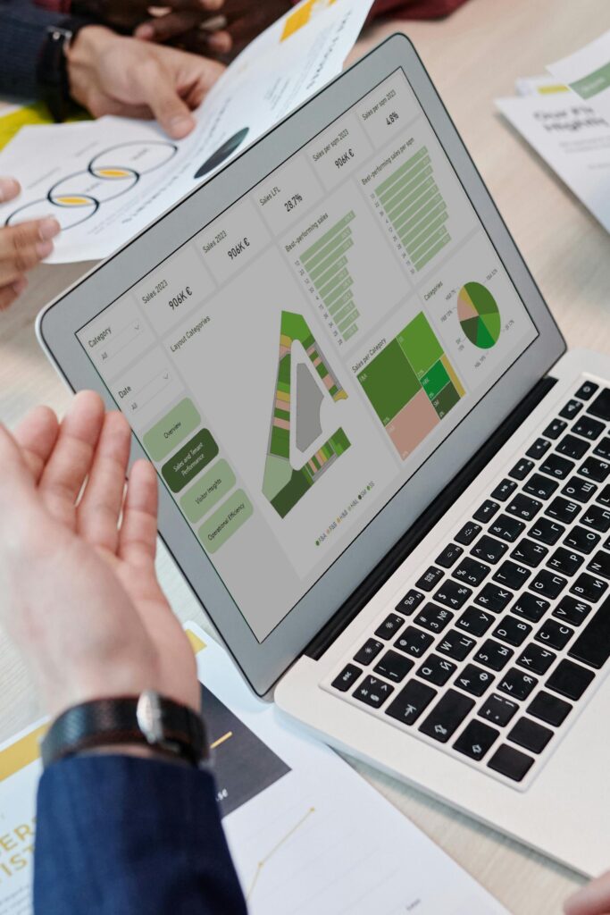 Dashboard showing business intelligence data on real estate architecture in the UK, highlighting property trends.